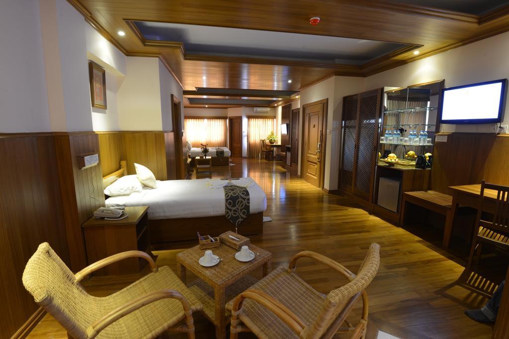 Hotel Sidney Yangon Luaran gambar