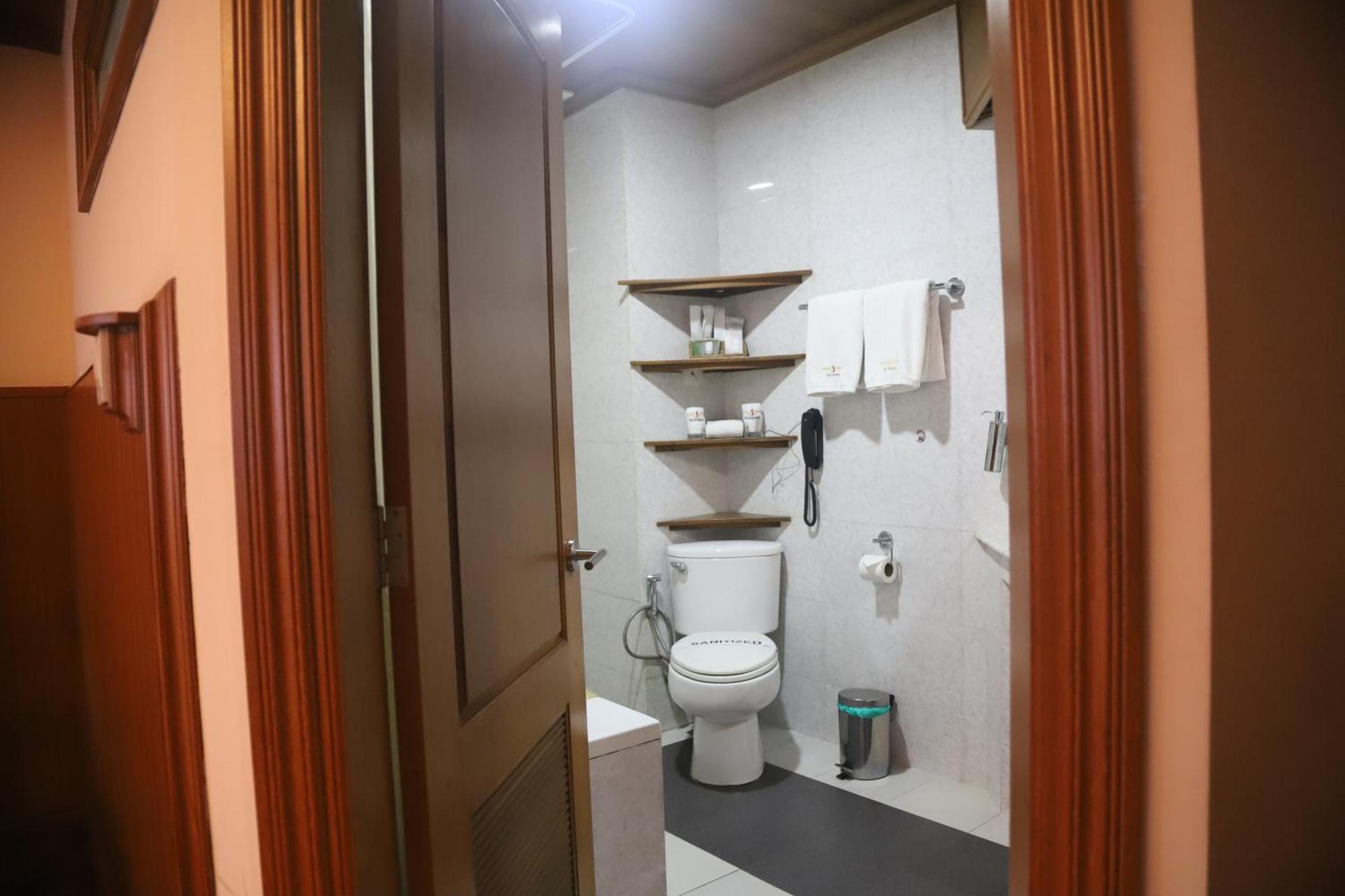 Hotel Sidney Yangon Luaran gambar