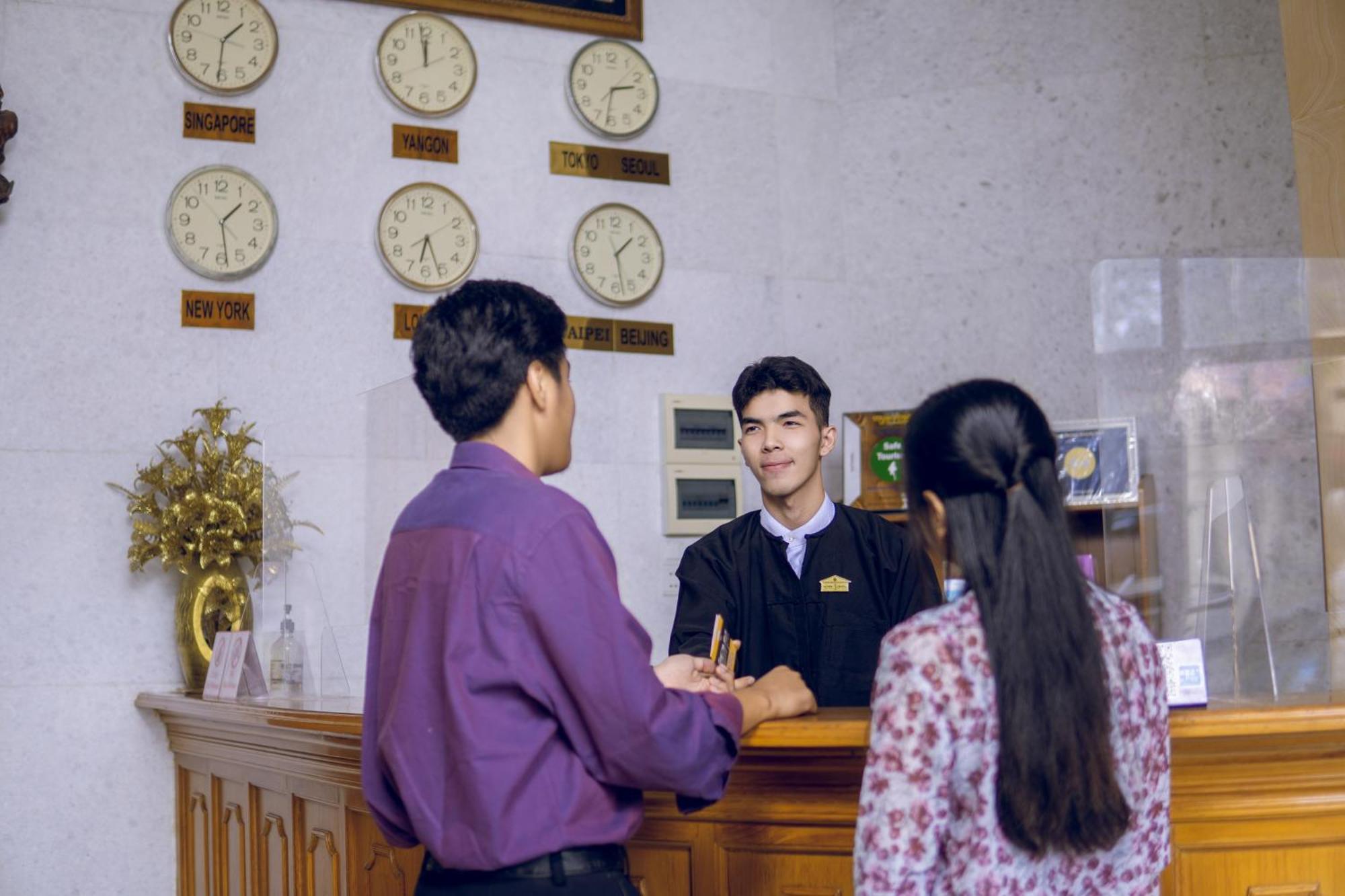 Hotel Sidney Yangon Luaran gambar