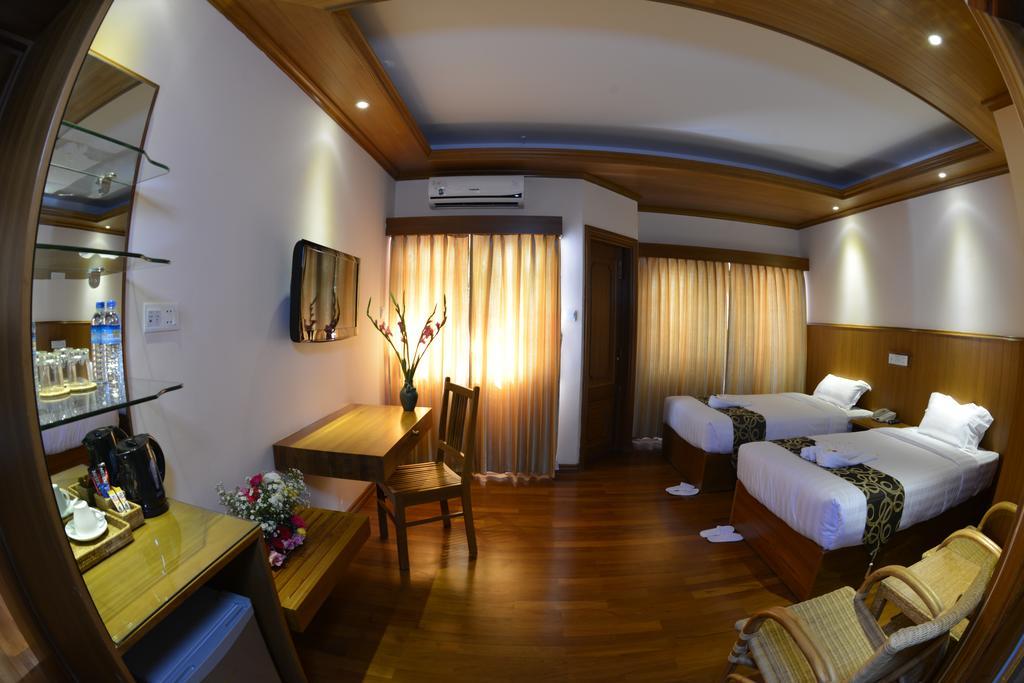 Hotel Sidney Yangon Luaran gambar